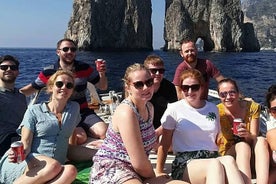 Tour privato in barca di Capri da Capri