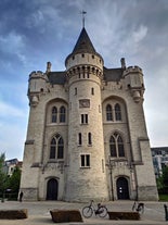 Porte de Hal/Hallepoort metro station