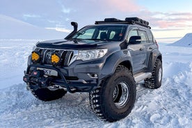  Tour privato in Superjeep al Golden Circle e al ghiacciaio Langjökull