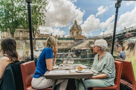 Paris: 2-Hour River Seine Lunch Cruise with 3-course-menu