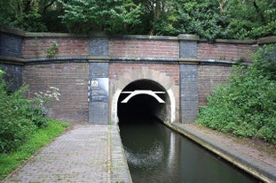 Dudley Canal and Caverns