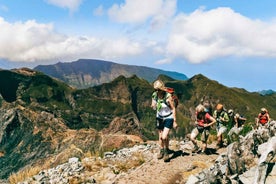 Madeira: Gönguferð frá Pico Arieiro til Pico Ruivo