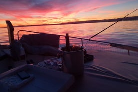 Promenade en bateau au coucher du soleil + Bouteille de Cava + Tapa aux fruits de mer