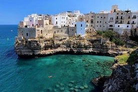 Visite d'Ostuni, Alberobello et Polignano a Mare. Départ de Lecce