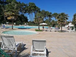 T 2 Antigua Ondres plage avec piscine et tennis