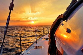 Croisière privée en catamaran au coucher du soleil au départ de Nikiti