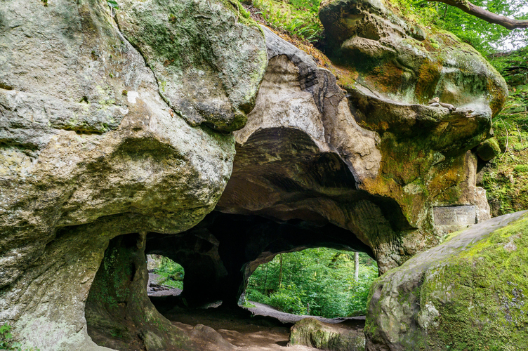 luxembourg hohllay cave.png