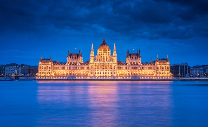 Hungarian Parliament Building 2.jpg