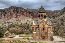 Tour de un día: Ereván - Khor Virap - Noravank - Bodega Areni