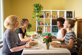 Dining experience at a local's home in Arezzo with show cooking