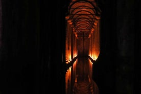 Istanbul: Basilica Cistern Skip-the-Ticket-Line Guided Tour