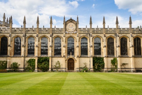 photo of view of Panoramic view of Christ Church College and Memorial Garden. Oxford, England, UKPanoramic view of Christ ChurcPanoramic view of Christ Church College and Memorial Garden. Oxford, England, UKh College and Memorial Garden. Oxford, England, UK