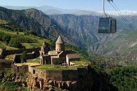 Groepsreis: Khor Virap, Noravank, Tatev-kloosters (weg terug op kabelbaan)