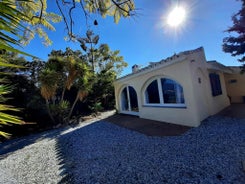 Vistas al lago with private pool