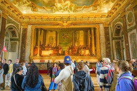 Versailles Palace, Gardens & Hamlet Tour with Skip-the-Line Entry