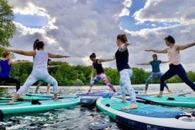 Curso de SUP Yoga en Berlín en el Spree