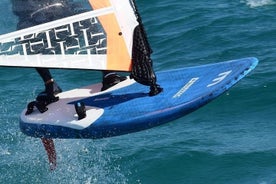 Windsurf dinámico en Tarifa