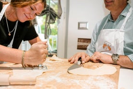 Cesarine: Small group Pasta and Tiramisu class in Milan