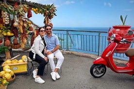 Excursión privada: excursión de un día a la costa de Amalfi desde Sorrento en Vespa vintage