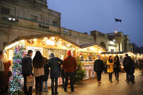  The Christmas Markets at Chatworth House, England, Europe.