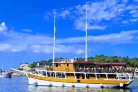 Hvar and Brac Boat Tour with Lunch