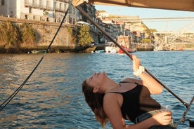 Porto: Cruzeiro de Barco no Rio Douro com Vinho do Porto e Petiscos