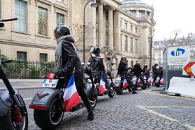 Scooter ride off the beaten track of Paris