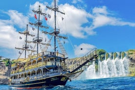 Antalya Pirate Båttur med Animation Lunch & Gratis Hotell Transfer