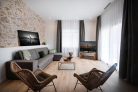 R32 Boutique Apartments