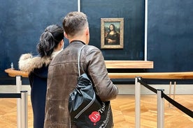 Lo más destacado del Louvre: Tour semiprivado con un máximo de 6 personas