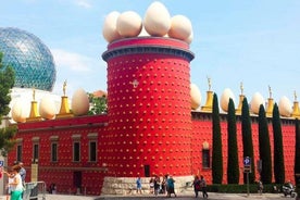 Palamos-Landausflug: Dali-Museum von Figueres und Girona Private Tour