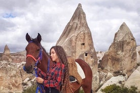 Excursion à cheval de 2 heures au coucher du soleil en Cappadoce