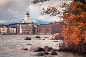 Helsinki walking tour with a city planner