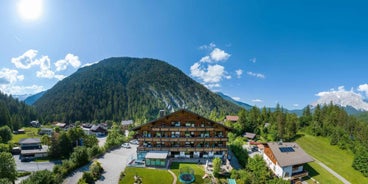 photo of an aerial view of the community of Biberwier in Tyrol in Austria.