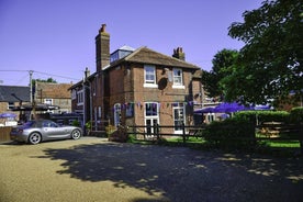 Waverley Inn