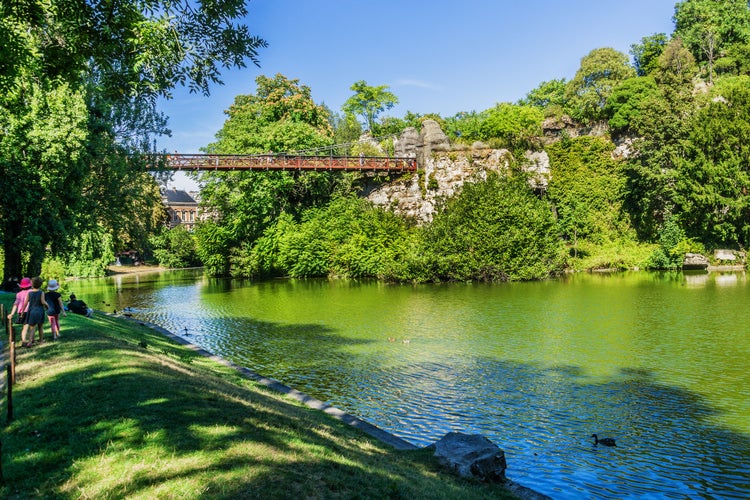 Parc des Buttes-Chaumont - Public Park situated in northeastern Paris.jpg