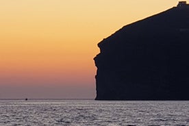 Croisière sur la caldeira de Santorin sur un yacht de luxe