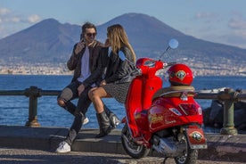 Audioguidad Vespa Tour i Neapel (Vespa med förare)