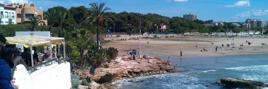 Casa mediterránea con gran jardín y piscina a 500 m de la playa