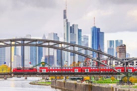 Excursión privada de un día al casco antiguo de Frankfurt desde Colonia en tren