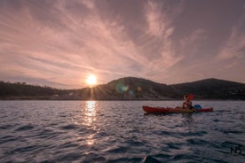 SONNENUNTERGANG-AUSFLUG AUF KAYAK & PADDLE (Strand von Pampelonne - Cap Camarat)