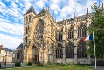 Chalons-en-champagne car rental