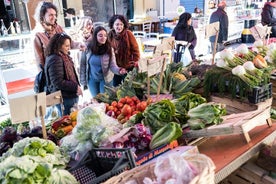 Visita al mercado de grupos pequeños y clase de cocina en Ischia