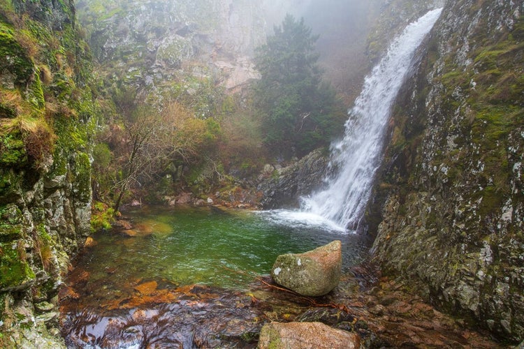 falls in Serra da Estrela Portugal.jpg