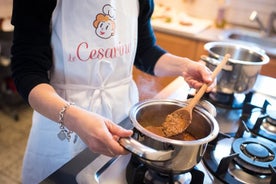 Cesarine: visite du marché et cours de cuisine chez Local's Home à Bologne