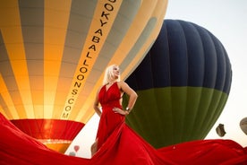 Fotoshooting mit Luftballons in Kappadokien