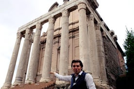 Tour privado por el Coliseo y la antigua Roma con Marco, incluido el foro y la colina Palatina