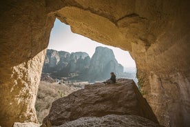 Meteora: esperienza di escursionismo al tramonto nelle grotte dell'eremita