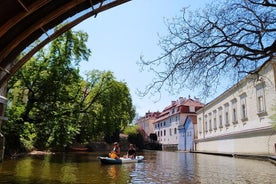 3 timers kanotur i Praha sentrum