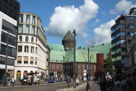 Photo of beautiful panoramic view of historic Bremen Market Square in the center of the Hanseatic City of Bremen with The Schuetting and famous Raths buildings on a sunny day with blue sky in summer, Germany.